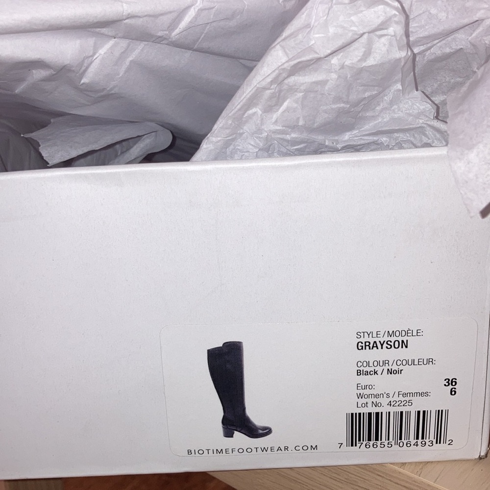 Knee High Black Boots Weather Resistant - Picture 5 of 6